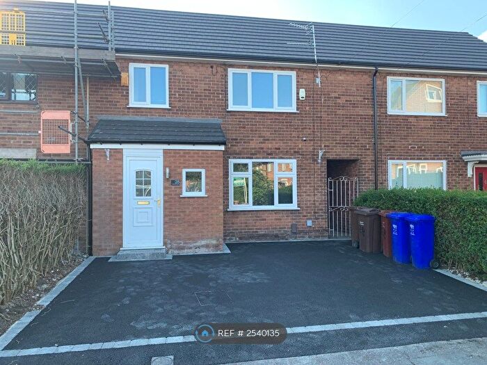3 Bedroom Semi-Detached House To Rent In Mendip Avenue, Manchester, M22