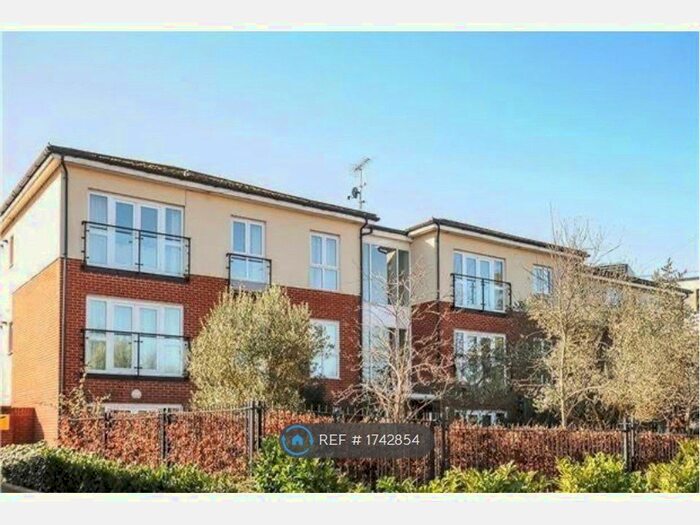 2 Bedroom Flat To Rent In Kendra Hall Road, South Croydon, CR2