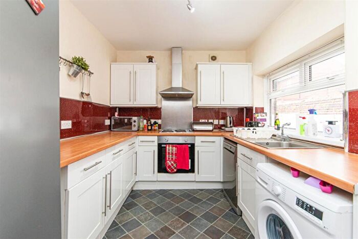 5 Bedroom Terraced House To Rent In Richardson Street, Heaton, Newcastle Upon Tyne, NE6