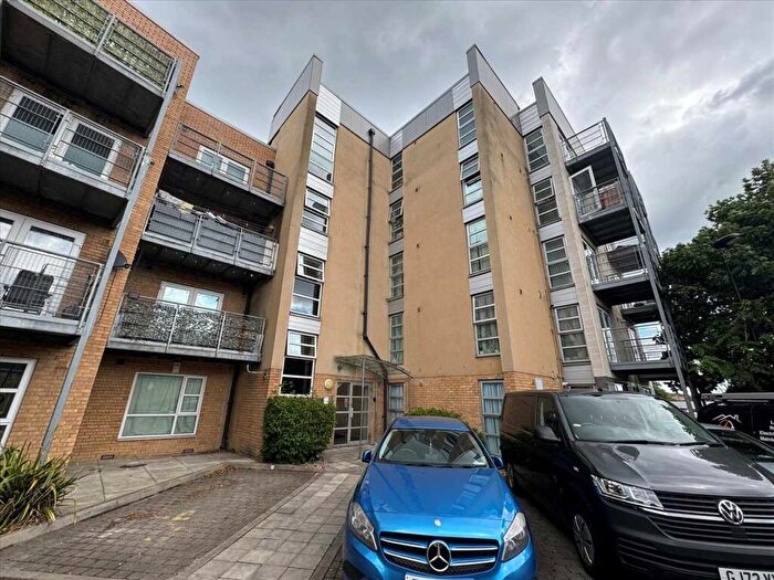 2 Bedroom Apartment To Rent In Blade Court, Romford, Romford, RM7