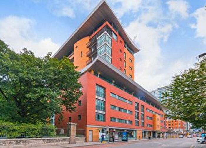 2 Bedroom Maisonette To Rent In Lexington Apartments, City Road, London, EC1Y