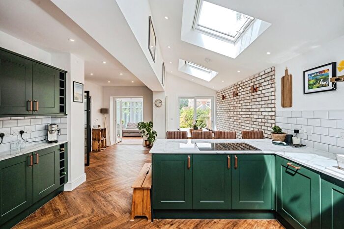 4 Bedroom Detached House For Sale In Ffordd Cambria, Pontarddulais, Swansea, SA4