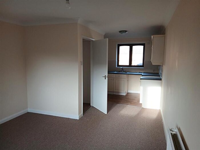 1 Bedroom Flat To Rent In Gordon Court, Wisbech, Cambs, PE13