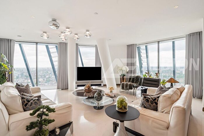 3 Bedroom Flat To Rent In One Blackfriars, London, SE1