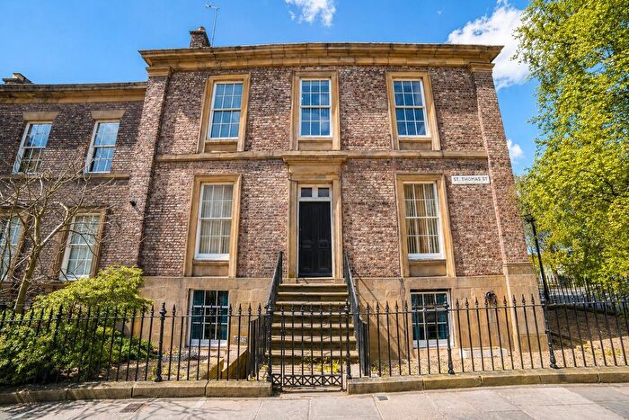 2 Bedroom Maisonette For Sale In St. Thomas Street, Newcastle Upon Tyne, NE1