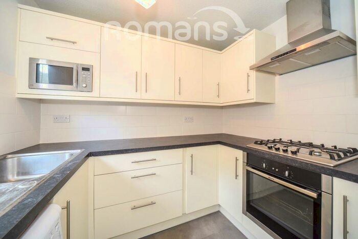 1 Bedroom Flat To Rent In Jevington, Bracknell, RG12