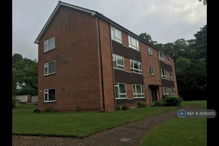 2 Bedroom Flat To Rent In Ramsden Close, Birmingham, B29