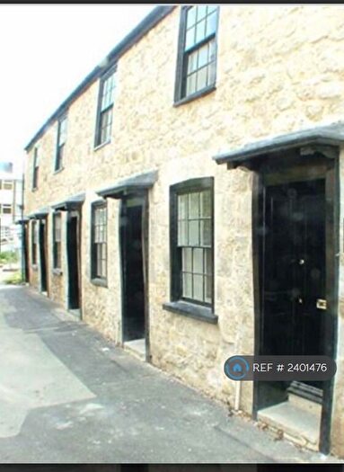 3 Bedroom Terraced House To Rent In Ward Cottage, Cowes, PO31