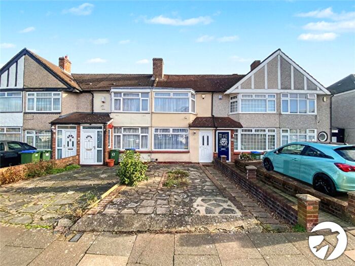 2 Bedroom Terraced House For Sale In Harcourt Avenue, Sidcup, DA15