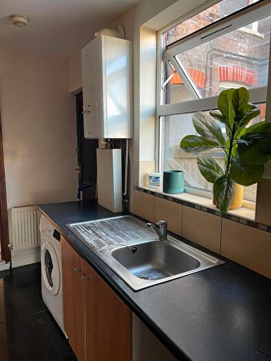 1 Bedroom Flat To Rent In Malvern Road, LU1