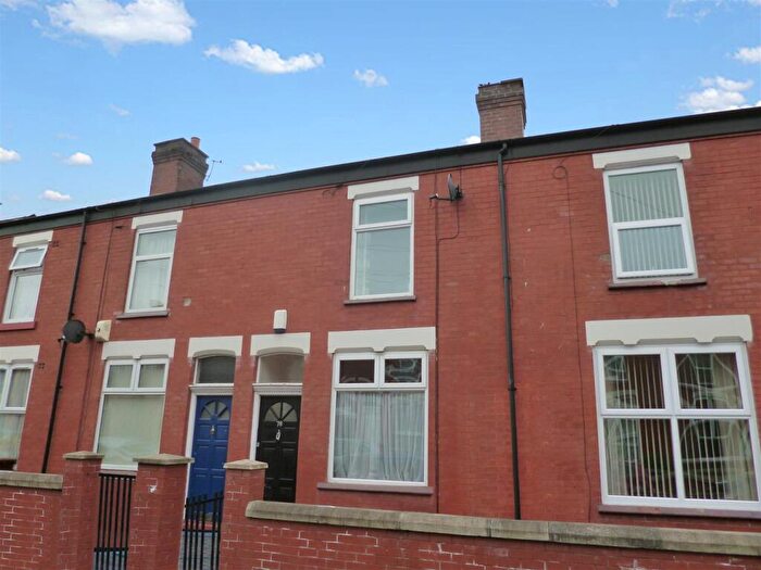 2 Bedroom House To Rent In Ladysmith Street, Stockport, SK3