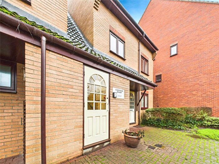 2 Bedroom Apartment To Rent In Kingfisher Wharf, Nottingham, Nottinghamshire, NG7