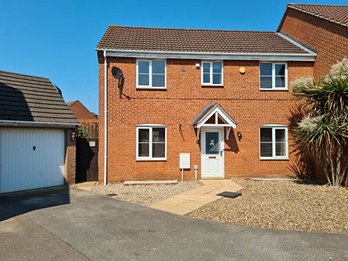 3 Bedroom Detached House To Rent In Fennel Crescent, Downham Market, PE38