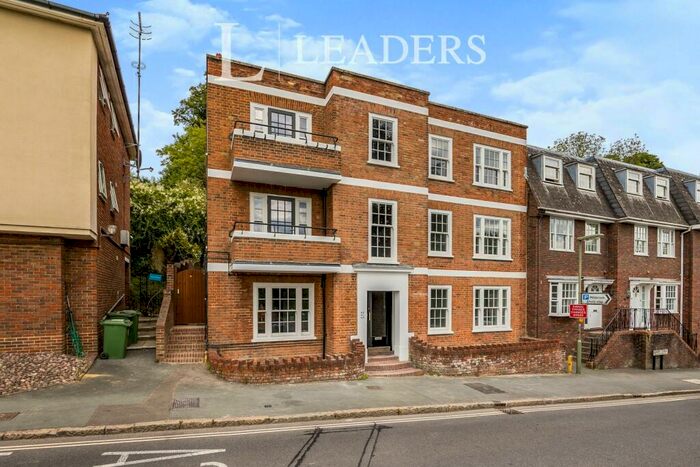 3 Bedroom Apartment To Rent In Quarry Street, Guildford, GU1