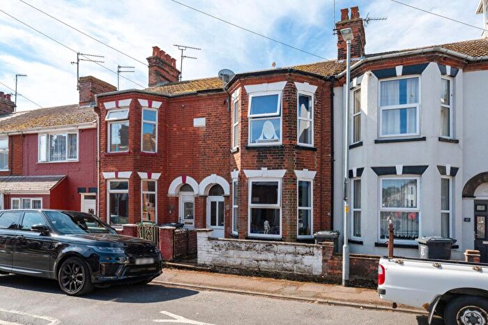 3 Bedroom Terraced House For Sale In Palmer Road, Gorleston, NR31