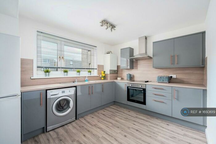 3 Bedroom Flat To Rent In Cowgate, Tayport, DD6