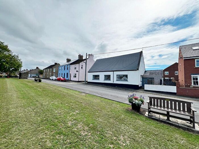 3 Bedroom Detached Bungalow For Sale In High Street, Byers Green, Spennymoor, DL16