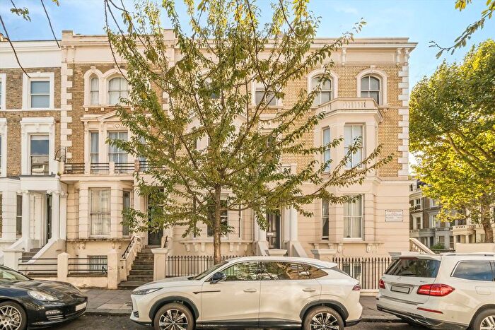 2 Bedroom Flat To Rent In Chesterton Road, Chesterton Road, W10