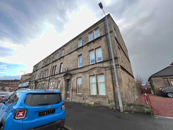 2 Bedroom Flat To Rent In Greenock Road, Paisley, PA3