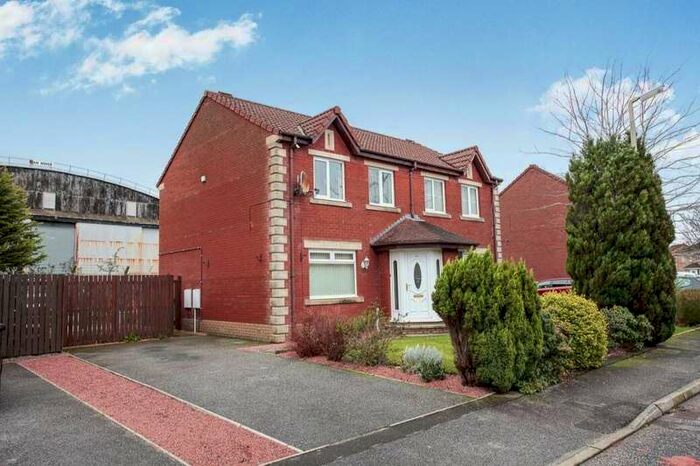 3 Bedroom Semi-Detached House To Rent In Wellington Avenue, Heathhall, DG1