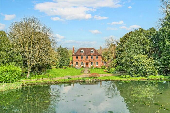 6 Bedroom Detached House For Sale In Fairbourne Lane, Harrietsham, Maidstone, Kent, ME17