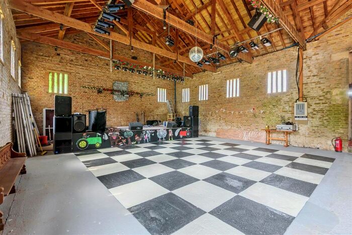 Farm For Sale In Barfrestone, Dover, CT15