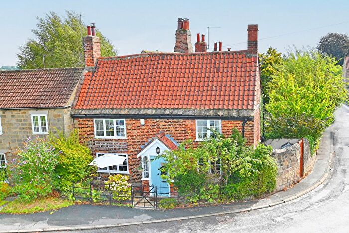 2 Bedroom Cottage For Sale In Corner Cottage, The Green, Scriven, Knaresborough, HG5