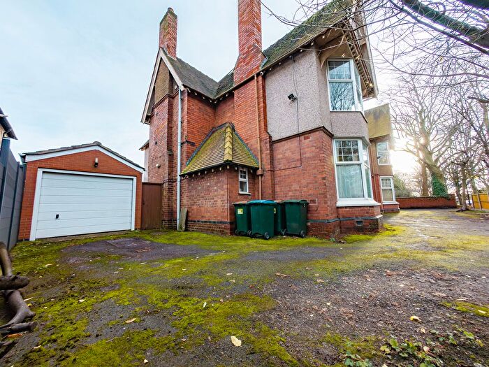 7 Bedroom Semi-Detached House For Sale In Stoke Green, Coventry, CV3