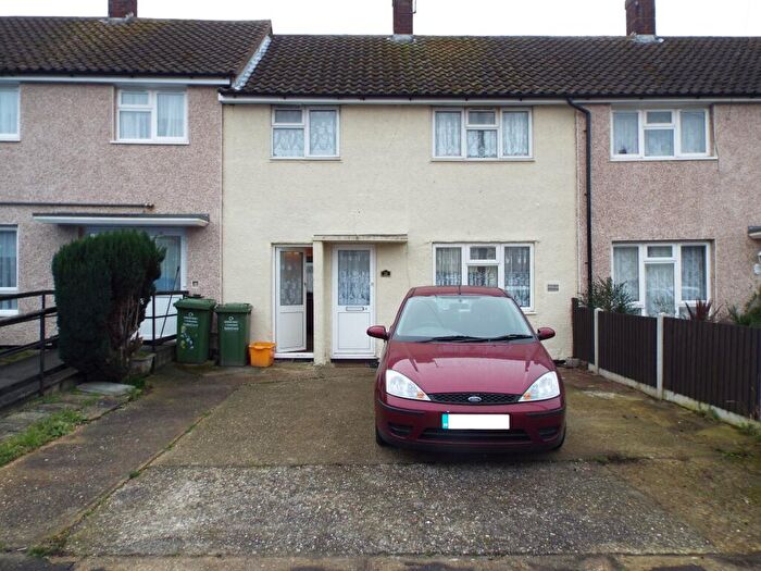 3 Bedroom House To Rent In Laindon, Basildon, SS15