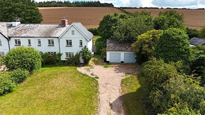 4 Bedroom Country House For Sale In Chilhampton, Wilton, Salisbury, Wiltshire, SP2