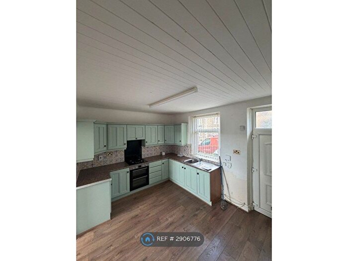 3 Bedroom Terraced House To Rent In Mexborough Road, Bradford, BD2