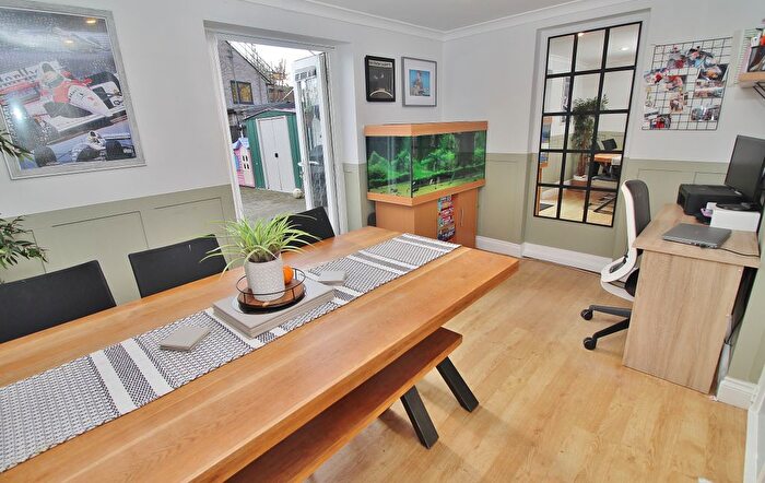 3 Bedroom Terraced House For Sale In Middle Park Way, Havant, PO9