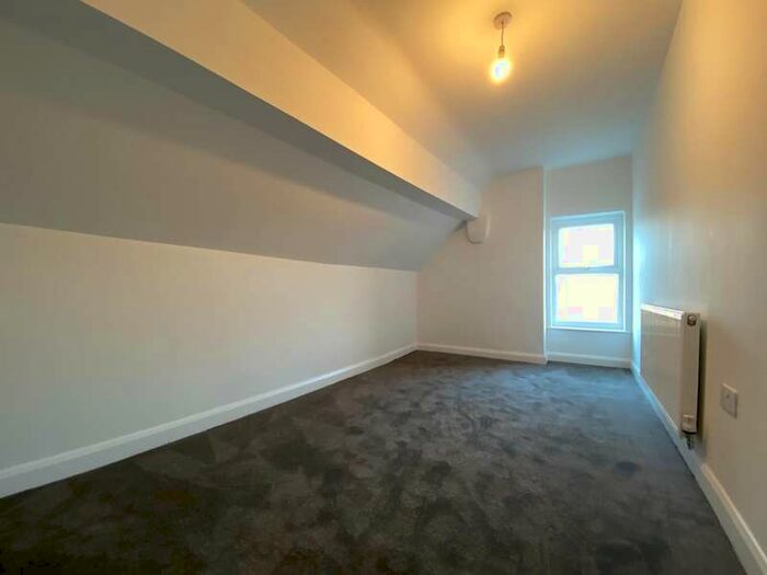 3 Bedroom Flat To Rent In Manchester Road, Chorlton Cum Hardy, Manchester, M21