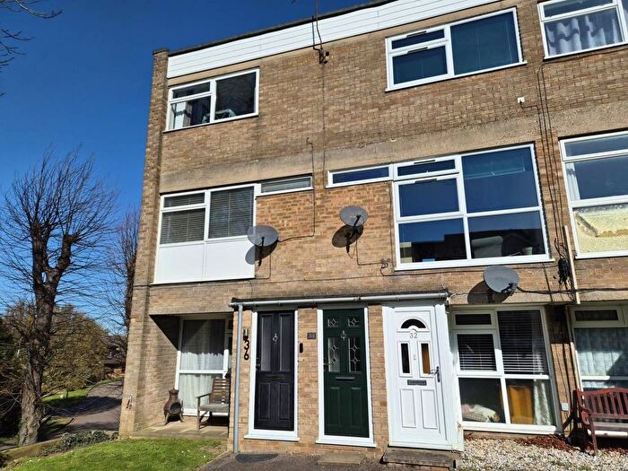 2 Bedroom Maisonette To Rent In West Court, Baldock Street, Royston, SG8