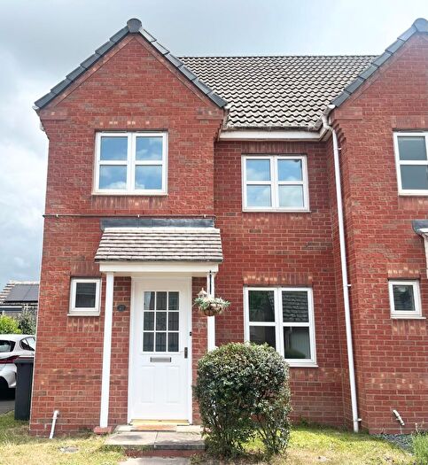 3 Bedroom Semi-Detached House To Rent In Kay Close, Coalville, LE67