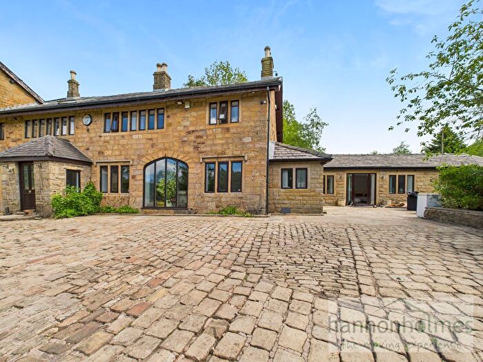 6 Bedroom Semi-Detached House For Sale In Ladyshore Road, Little Lever, Bolton, BL3