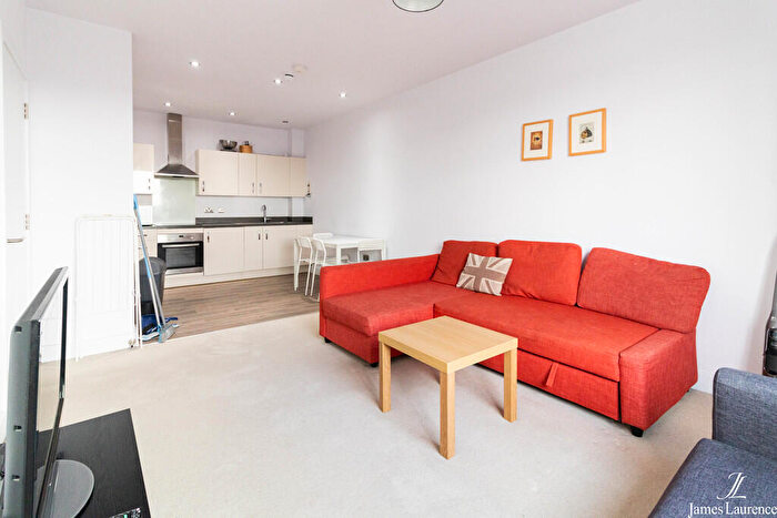 1 Bedroom Apartment To Rent In Honduras Wharf, Summer Lane, Birmingham City Centre, B19