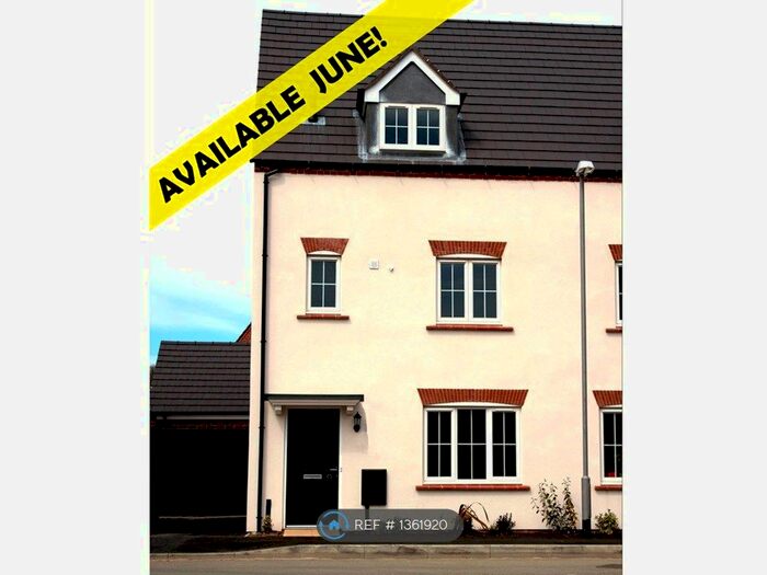 4 Bedroom Detached House To Rent In Denby Bank, Marehay, Ripley, DE5