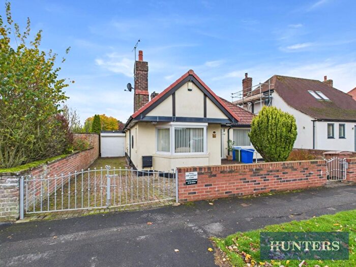 3 Bedroom Detached Bungalow For Sale In Shaftesbury Road, Bridlington, YO15