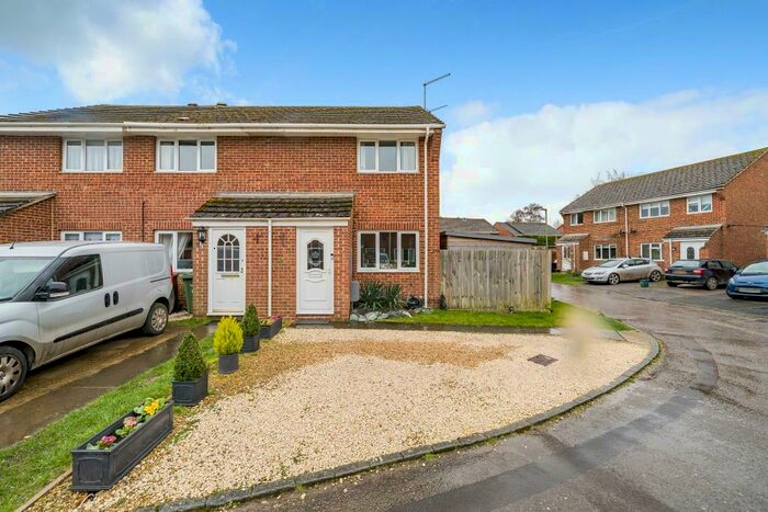 2 Bedroom Semi-Detached House For Sale In Chalgrove, Oxfordshire, OX44