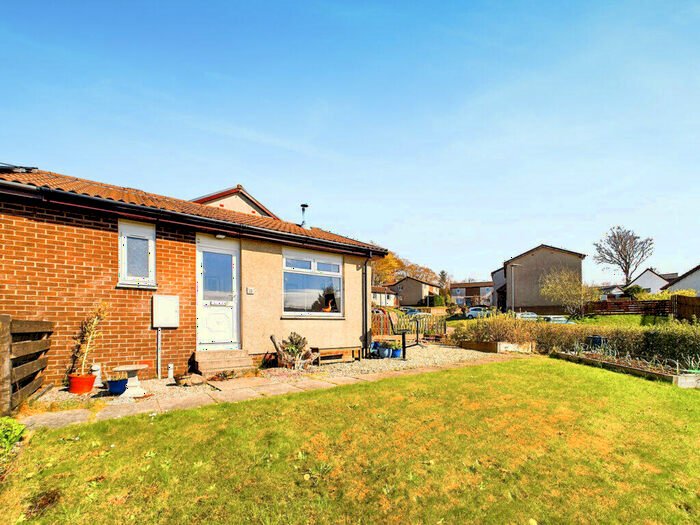 1 Bedroom Semi-Detached Bungalow For Sale In Duntrune Place, Lochgilphead, Argyll, PA31