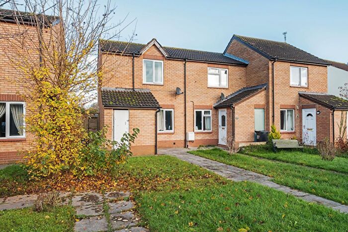 2 Bedroom End Of Terrace House For Sale In Dowsland Way, Taunton, TA1