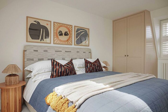 5 Bedroom Property To Rent In Novello Street, Fulham, London, SW6