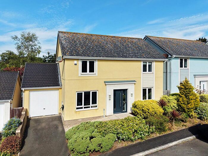 4 Bedroom Detached House For Sale In Millin Way, Dawlish Warren, EX7