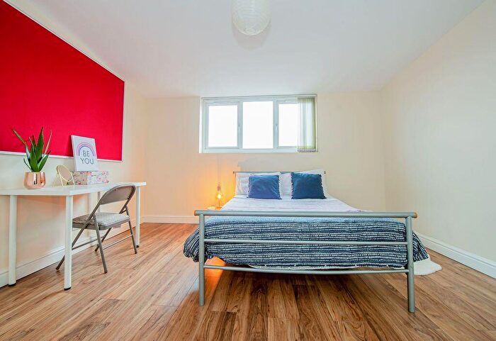 6 Bedroom Terraced House To Rent In Kensington, Liverpool, L7