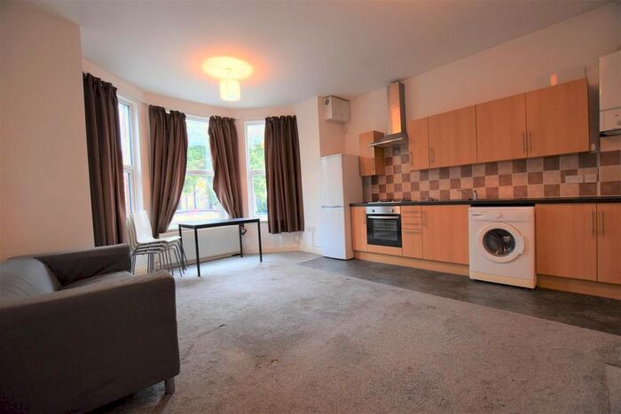 1 Bedroom Flat To Rent In Sunny Gardens Road, Hendon, London, NW4