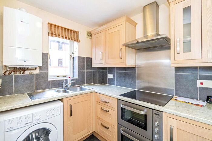 1 Bedroom Flat To Rent In Park Street, Shirley, Southampton, SO16