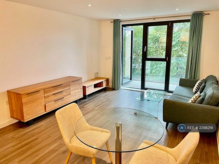 1 Bedroom Flat To Rent In Grace Allen Court, London, E2