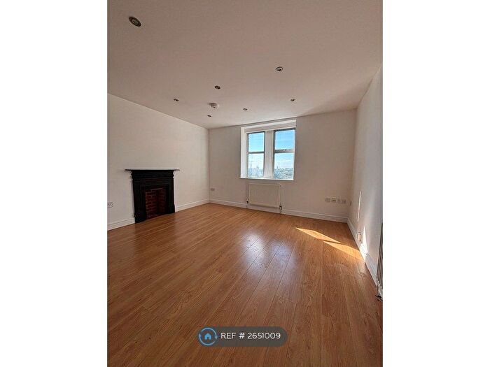 2 Bedroom Flat To Rent In Sylvan Road, Crystal Palace, SE19