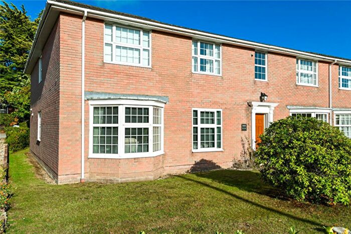 2 Bedroom Apartment For Sale In Trevone, Herbert Road, New Milton, Hampshire, BH25